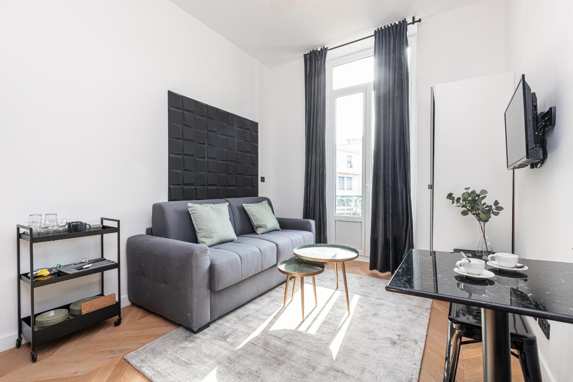 7 Foch 202 - Contemporain En Plein Coeur De - Climatisation Appartement *